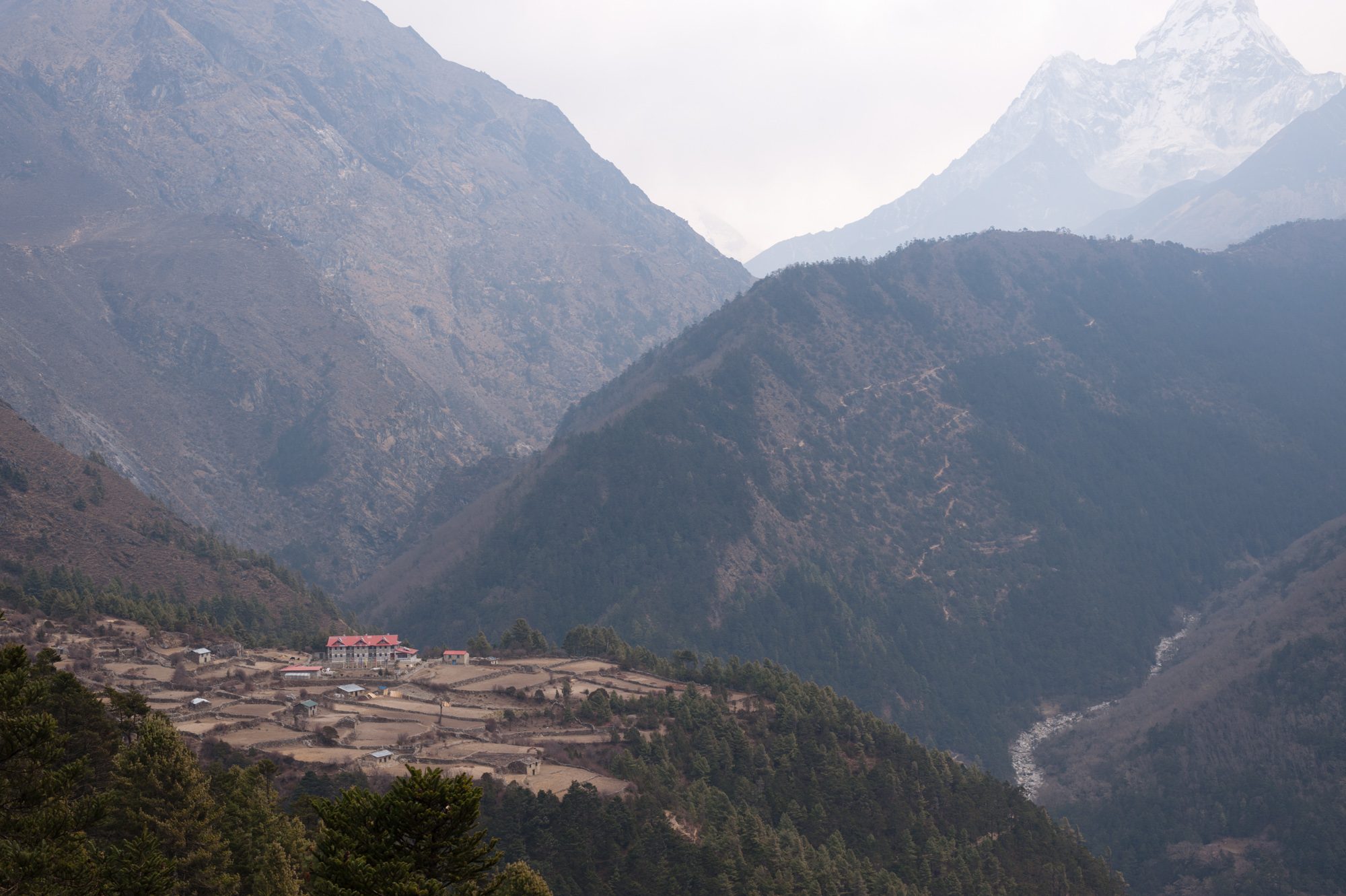 Between Namche and Tengboche